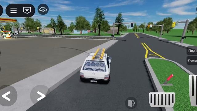 Играю в игру там где только бассы и машины