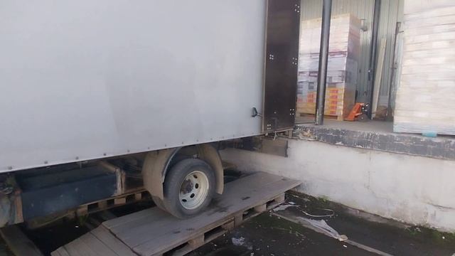 Яндекс тариф грузовой кузов ХЛ! Развалился подвесной во время работы 😱 Новосибирск