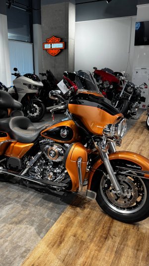 105 Years HD Electra Glide Ultra