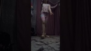 я встаю на пуанты