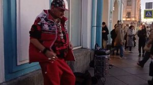 ТАНЦОР МАЙКЛ ЛЕГЕНДА НЕВСКОГО ТАНЦУЕТ