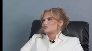 Моя рука стоит 40 тысяч.🤑💋🙈