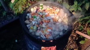 Тушёные баклажаны с мясом в казане