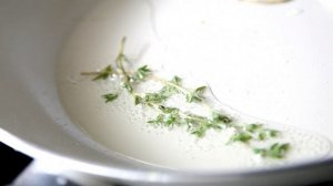 Кролик в сливочном соусе