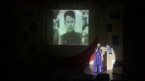 Выступление с песней "Гимн любви наперекор войне" (слова и музыка Марии Жуковой) 2021 г