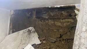 В Махачкале из-за обильных осадков обвалилась стена частного дома