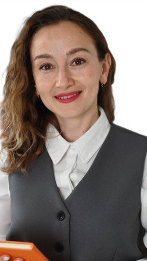 Визитная карточка Гусаровой ДФ