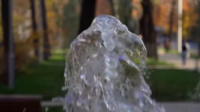 Парные пешеходные фонтаны на проспекте Назарбаева, Алматы