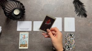 Случайные 4 вопроса, ответы на  которые вам нужно сейчас слышать #таро