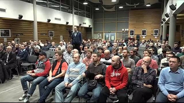 Что должен делать лектор