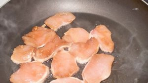 Легкий салат с курицей