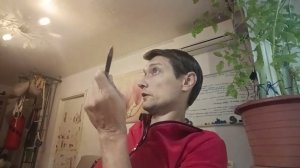белки, жиры и углеводы, вернее аминокислоты жиры фруктоза, а еще точнее углерод, водород и кислород