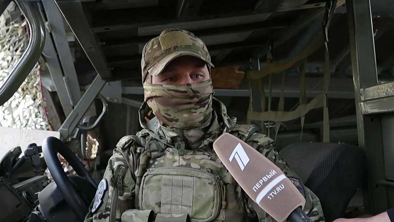 Герой России делится секретами управления дронами