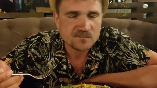 В Ресторане Ганза в Севастополе смотреть онлайн