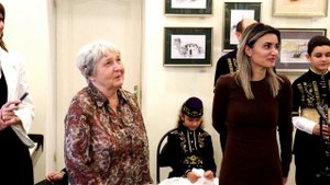 Открытие выставки в музее Грина Заремы Неметлаевой Я ценю своё прошлое и с гордостью смотрю в будущ