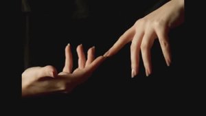 Елена Ваенга - На перроне,  у вагона