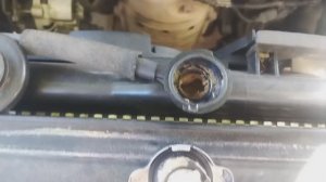 Имульсия в радиатор, прокладка ГБЦ, киа церато, АКПП тянет передачу не переключает, туго стартер кру