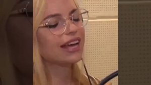 Надо же как прекрасно исполняют.