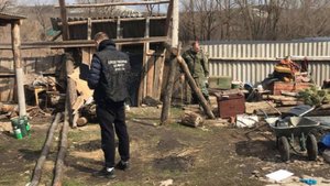 Зарубил и бросил тело в погреб: подростку дали шесть лет за убийство девочки