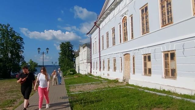 Г. Калязин. Калязинское чудо. И звук колоколов по водной глади...