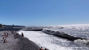 Шторм в Сочи. Пляж Куба