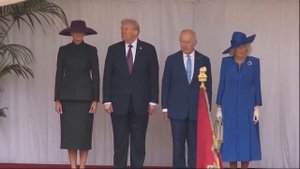 Конь из почётного караула насрал прямо на глазах у Трампа и короля Великобритании Карла III.