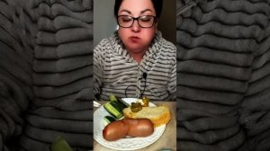 Вот опять доказываю дочке, что соус не ОСТРЫЙ/Перекус перед ужином не очень большой/мукбанг