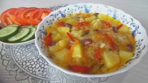 Овощное рагу с курицей и фасолью
