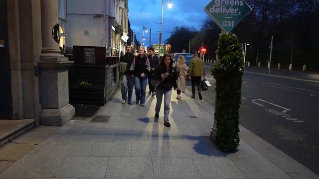 The best reactions walking down the street Bushman Prank смотреть онлайн