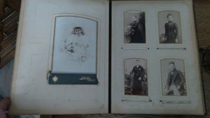 Музыкальный фотоальбом с фотографиями ушедшей эпохи