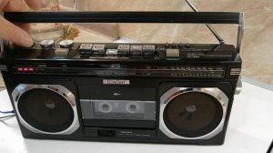 Магнитола Toshiba RT 7000 s   ПРОДАНО.