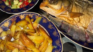 Рыбка и картошечка, остатки - сладки.