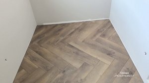 Укладка ламината Ville CLASSEN ёлочкой.