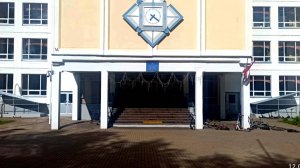 ВПЕРВЫЕ: УЧИТЕЛЬНИЦА ПЕРВАЯ МОЯ _ МЕЛОДИЯ БЛАГОДАРНОСТИ