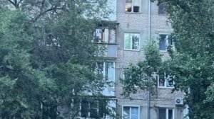 ‼️🇷🇺🇺🇦Ночью враг атаковал многоэтажки в Саратове, ранена женщина