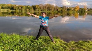 Сентябрьское занятие гимнастикой Баланс 4-х стихий в субботу на пруде 20.09.25.