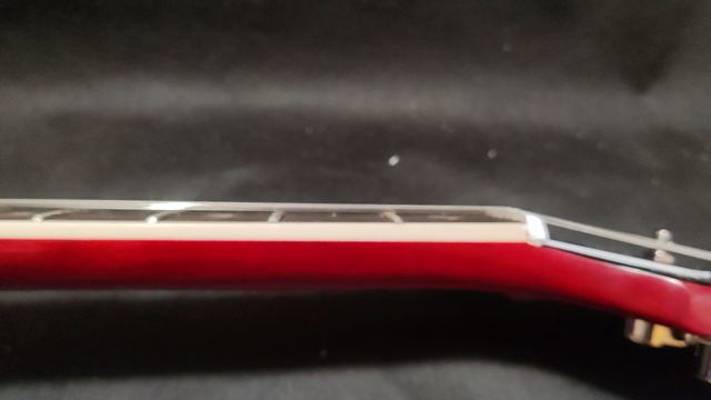 Обзор сборки китайской реплики Gibson SG Ангуса Янга смотреть онлайн