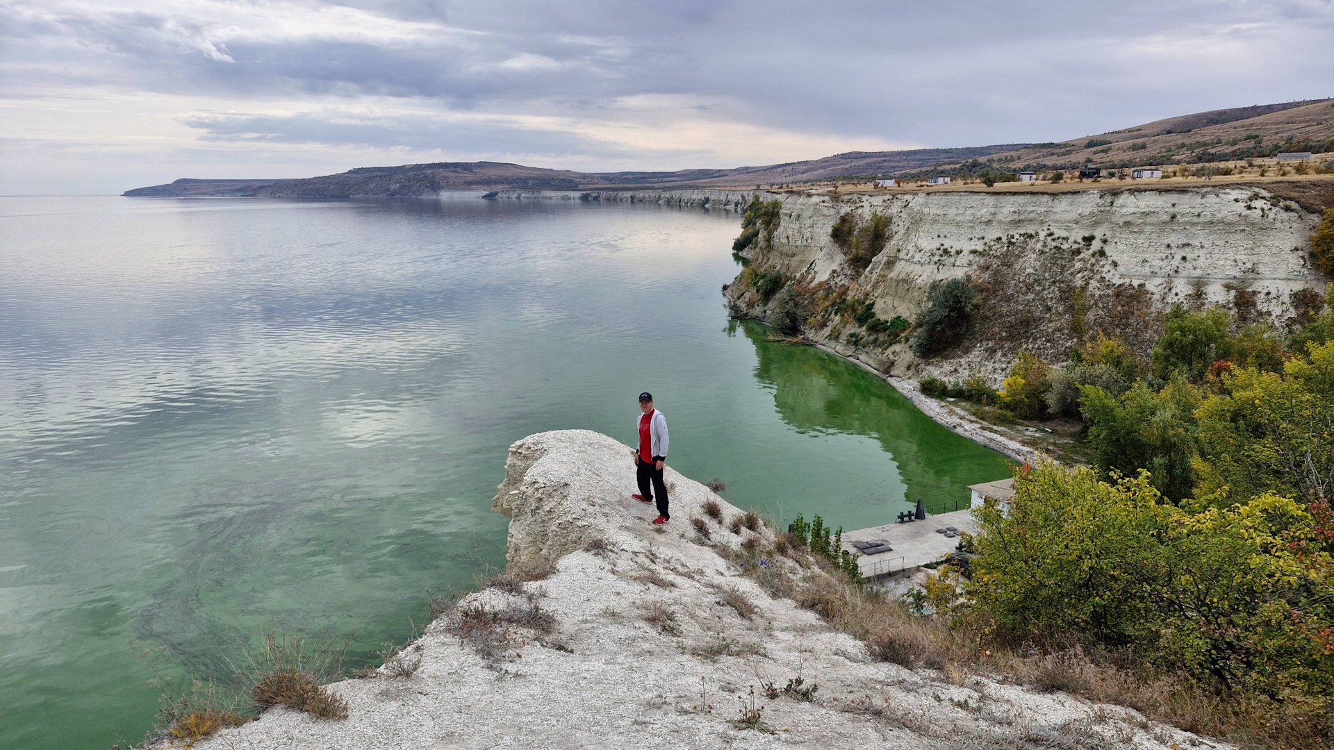Выходной на утесе Степана Разина смотреть онлайн