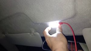 Компактный, яркий светильник для авто.