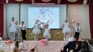 Танец "Мамин вальс"