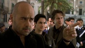 Комиссариат Пиццофальконе — 4 сезон 2 серия / I bastardi di Pizzofalcone