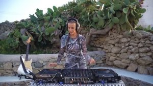 GARSI @ Mykonos, Greece Melodic, Organic House & Afro House DJ Mix & LIVE Guitar July 2023