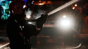 На Сахалине загорелась пристройка частного дома