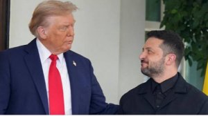 Аналитик Меркурис: Зеленский попробует убедить Трампа поддержать наступление ВСУ