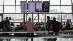 В крупнейших аэропортах Европы произошёл масштабный сбой в системе регистрации пассажиров