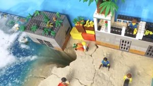 Играем с лего конструктором