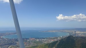 Вид на Гелленджик с колеса обозрения