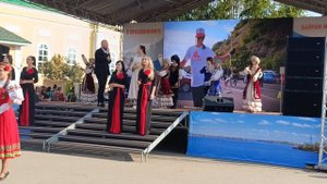 Песня "Родной край" на праздновании 475 летия образования села Николо- Березовка в Башкортостане