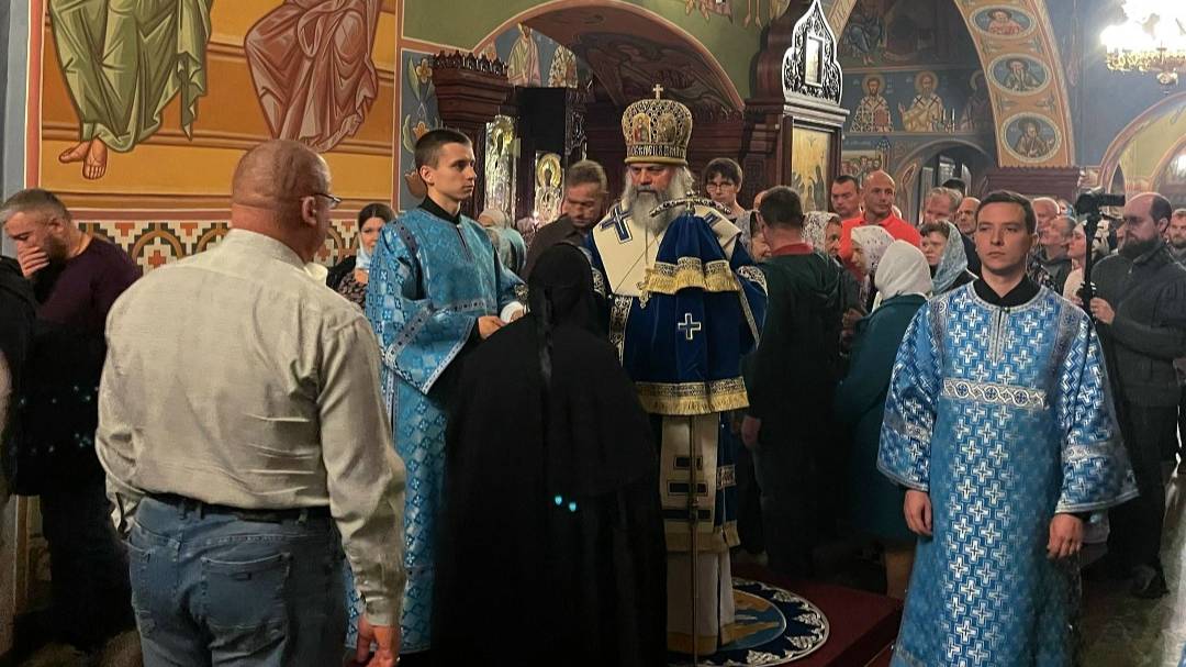 Митрополит Иосиф совершил всенощное бдение в Успенском соборе г. Иваново