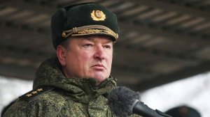 Генерал-полковник Александр Лапин уволен с военной службы